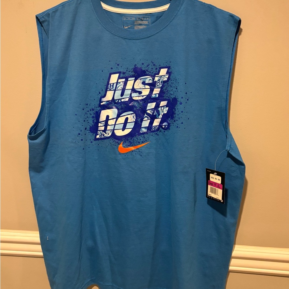 Nike Blue Men's Sleeveless Shirt - Size XXL NWT p
Perfect Father's Day Gift!